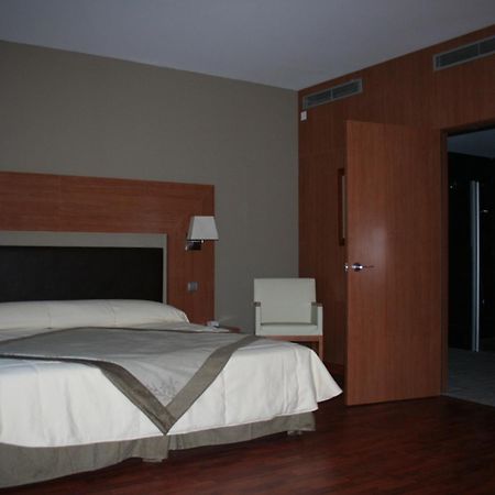 Alti Hôtel Bagneres-de-Luchon Ngoại thất bức ảnh