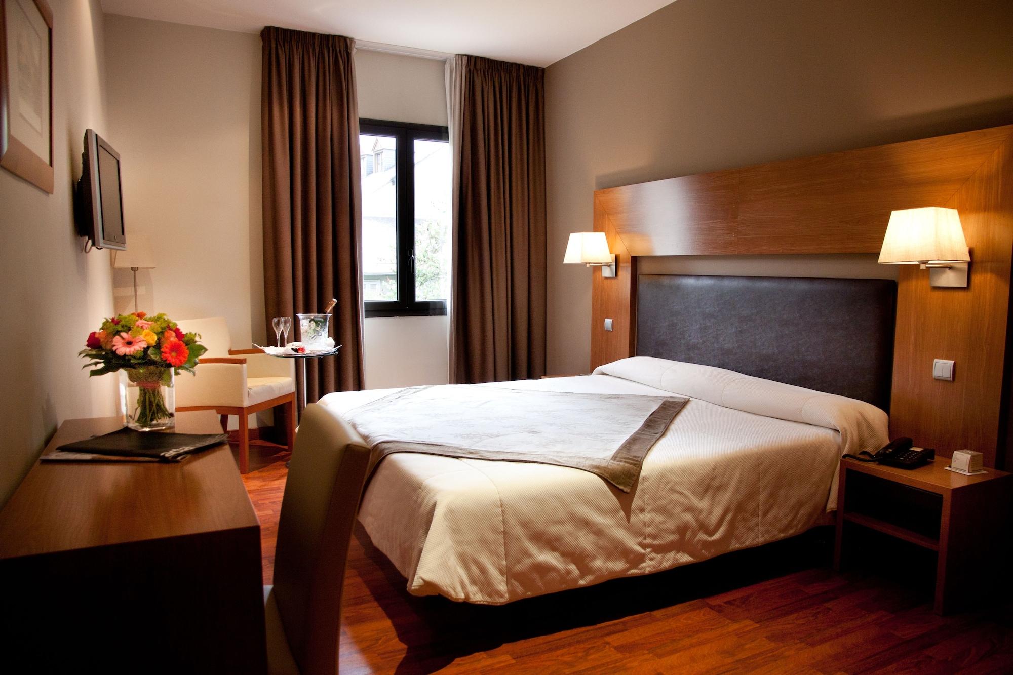 Alti Hôtel Bagneres-de-Luchon Ngoại thất bức ảnh